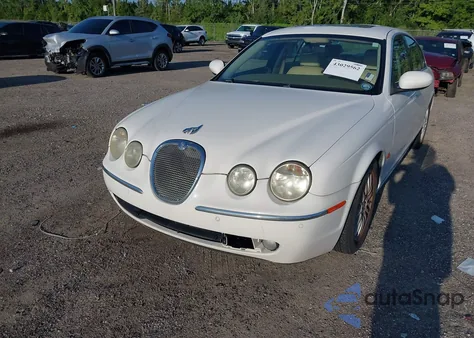 2006 Jaguar S-Type 3.0L V6 from USA, damaged, VIN SAJWA01A36FN52663